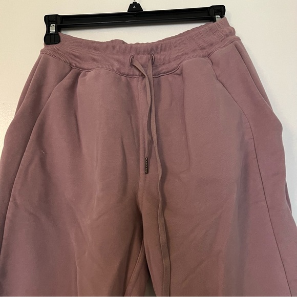 Lululemon Joggers - Picture 2 of 5